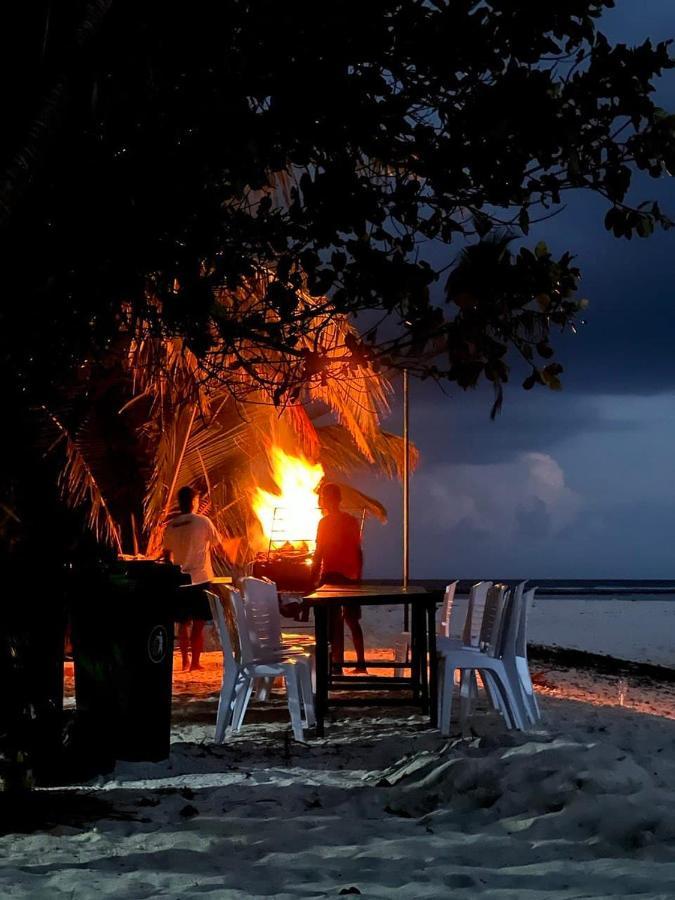 Bed and Breakfast Raalhu Дангети Экстерьер фото